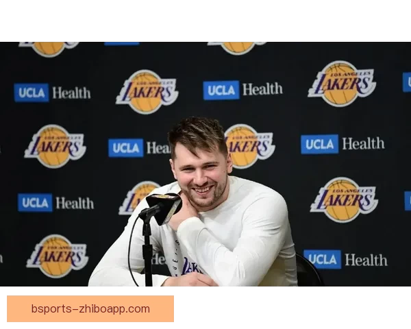 湖人战胜篮网引争议裁判判罚雷迪克称篮网几乎每回合都犯规